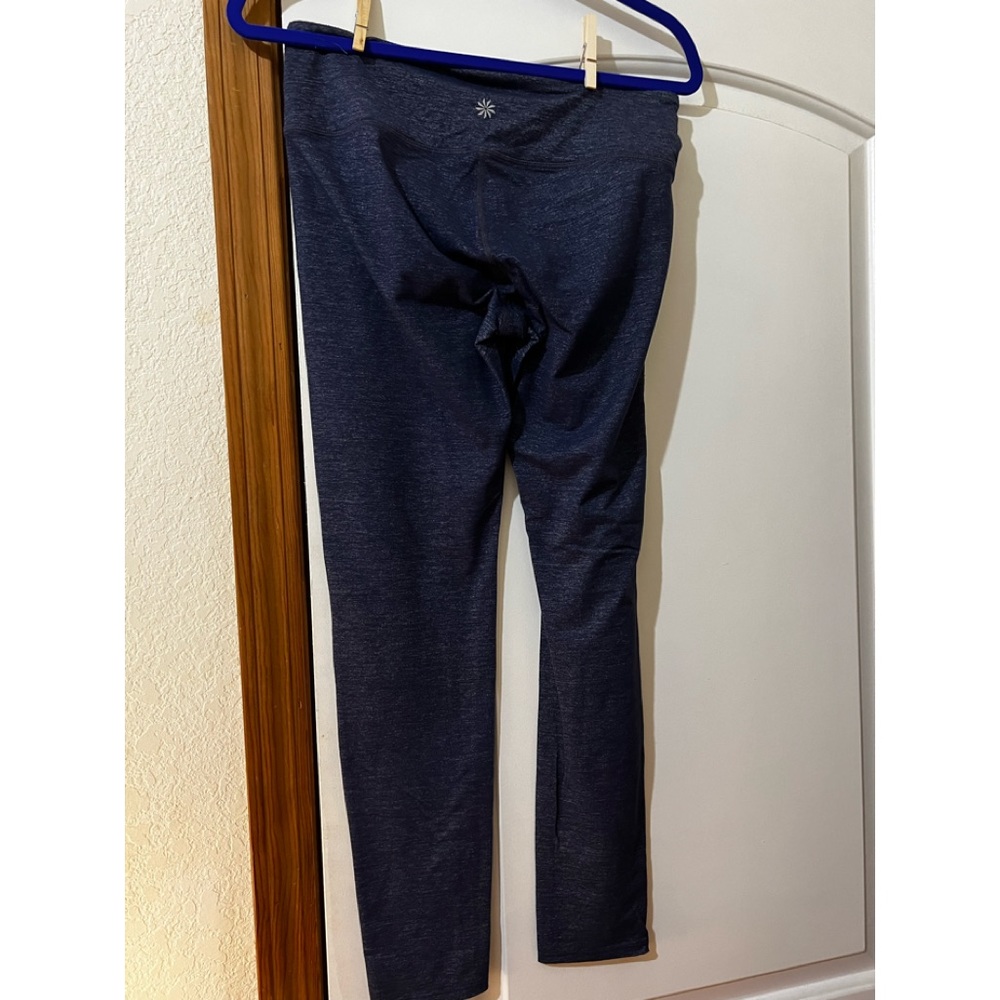 Excellent used Athleta leggings very cute